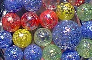 Les jeux à l'école : Les billes (Marbles game)