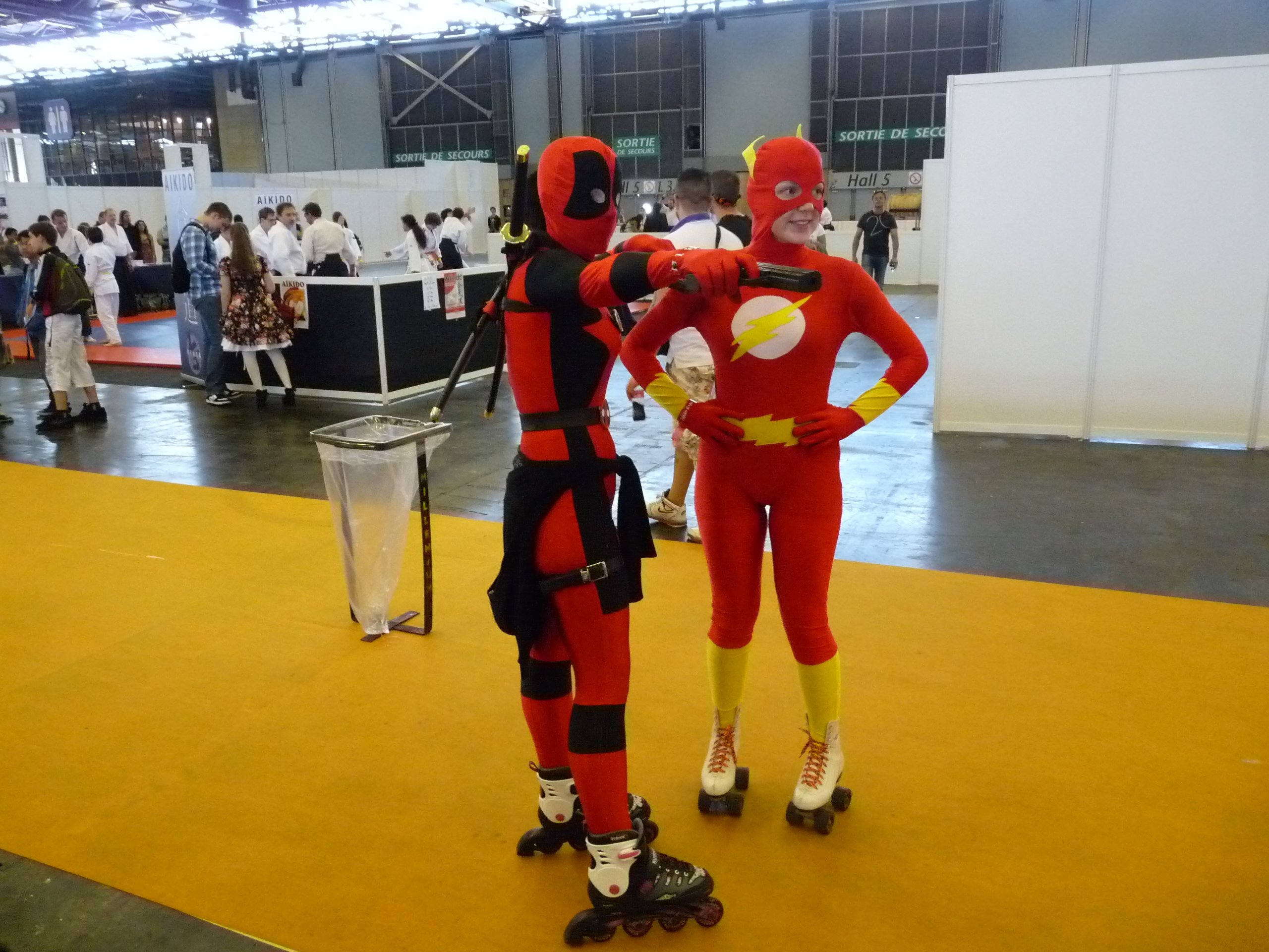 lady deadpool and flash - Japan Expo 2013